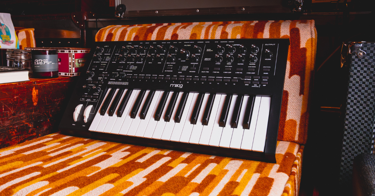 Moog Messenger Monophonic Synthesizer Review