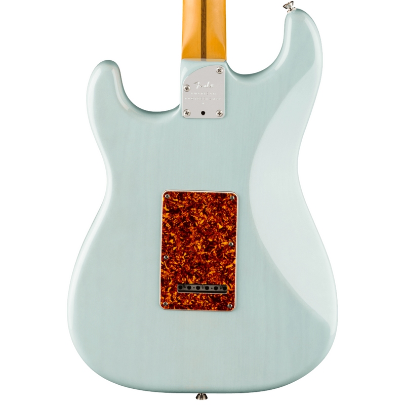 Fender Limited Edition American Professional II Stratocaster Thinline, Transparent Daphne Blue
