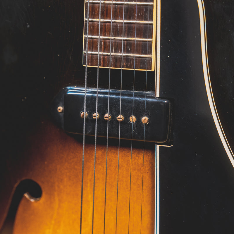 1952 Gibson ES-150 Electric Guitar Sunburst W/HSC - Used