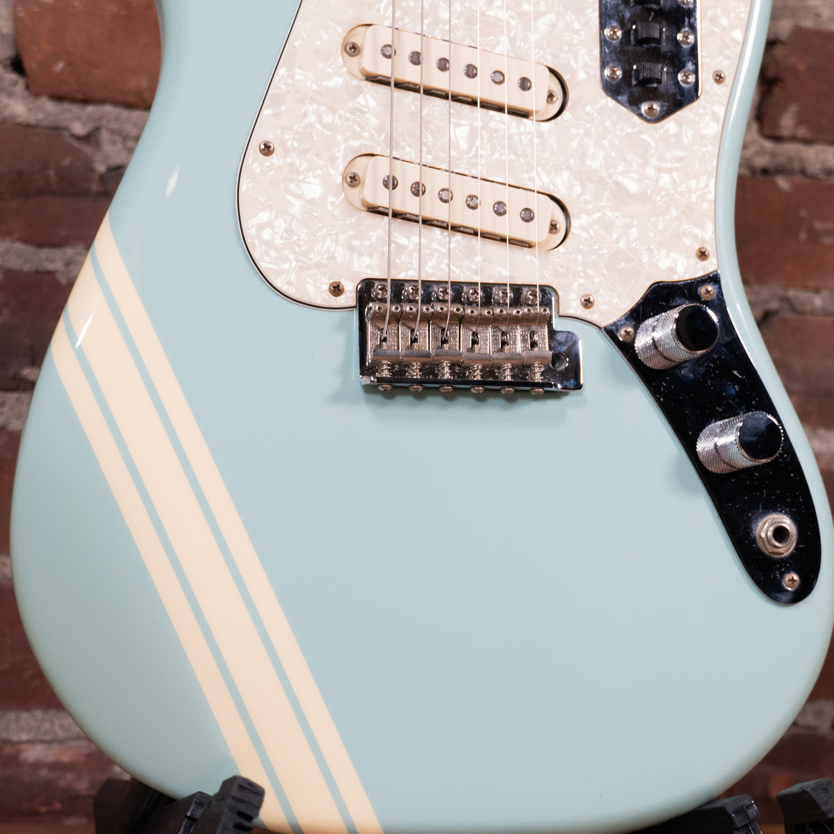 2005 Fender Cyclone II Electric Guitar, Daphne Blue, w/ HSC - Used