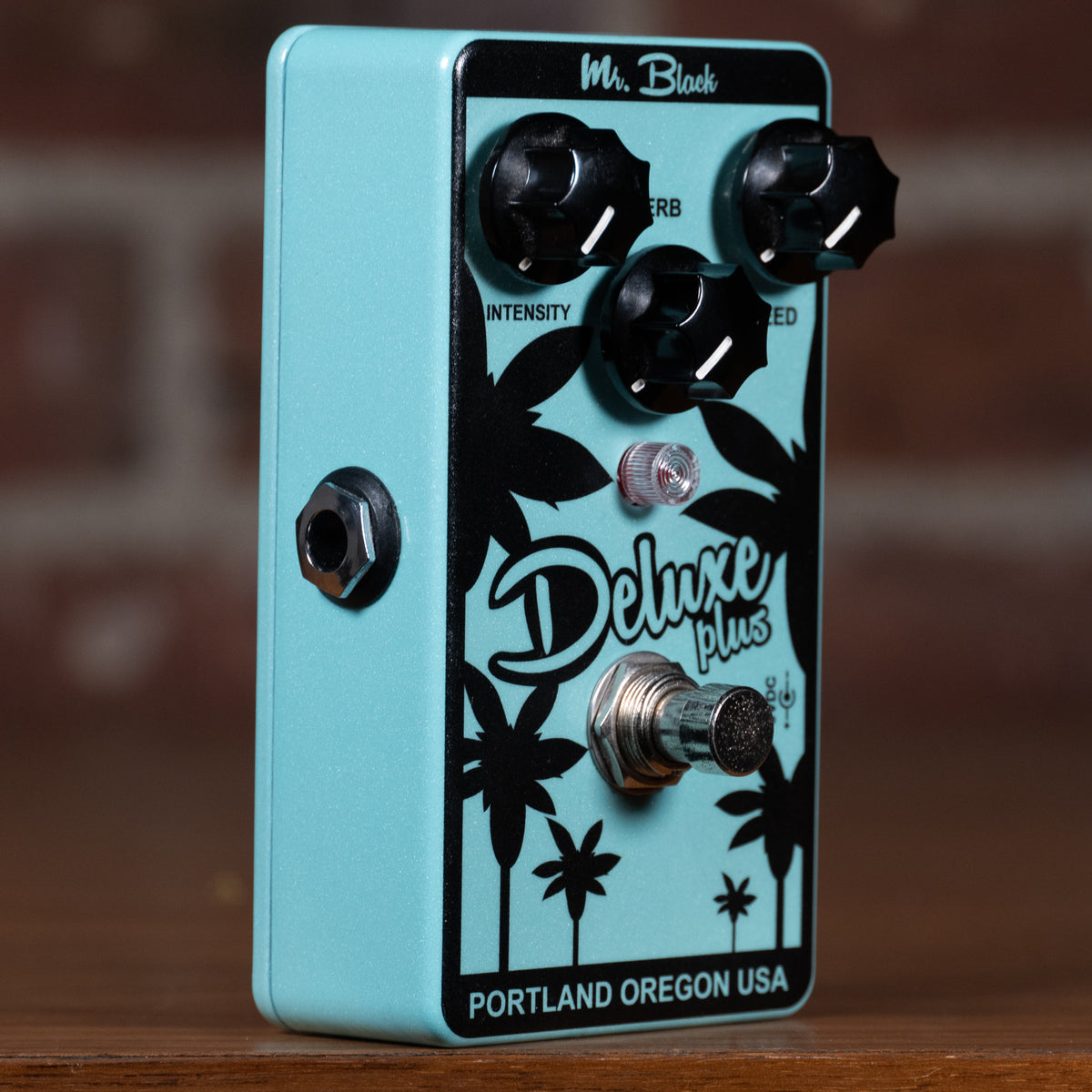Mr. Black DeluxePlus Reverb Vibrato Effect Pedal - Used
