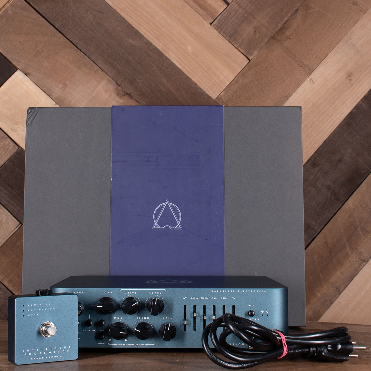 Darkglass Alpha Omega 900 Bass Amplifier Head w/ Footswitch and Original Box - Used