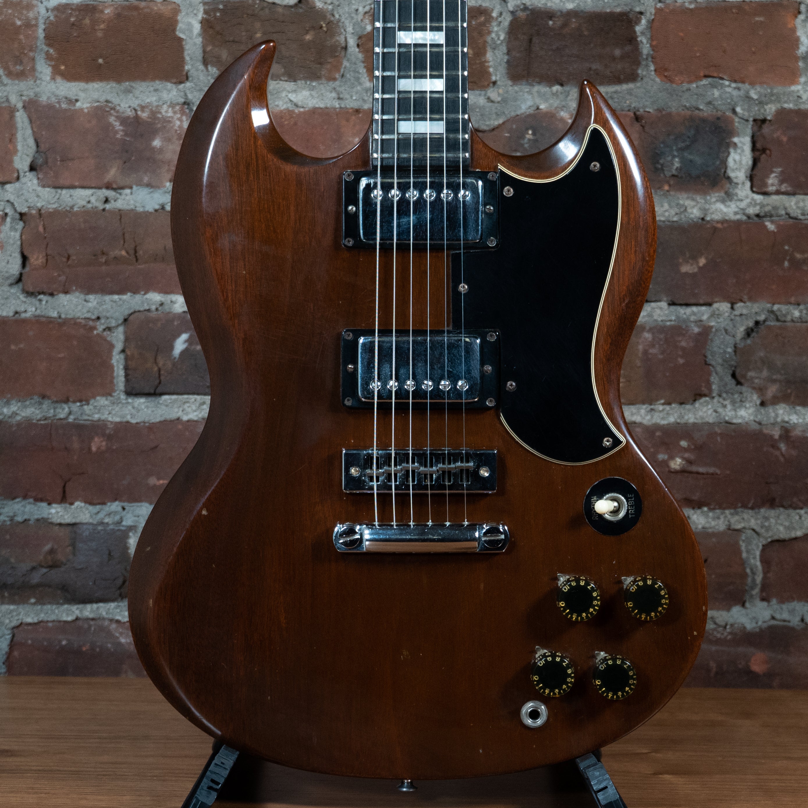 sobre Duplicar sala 1973 Gibson SG Standard Electric Guitar, Walnut w/ Hardshell Case - Us