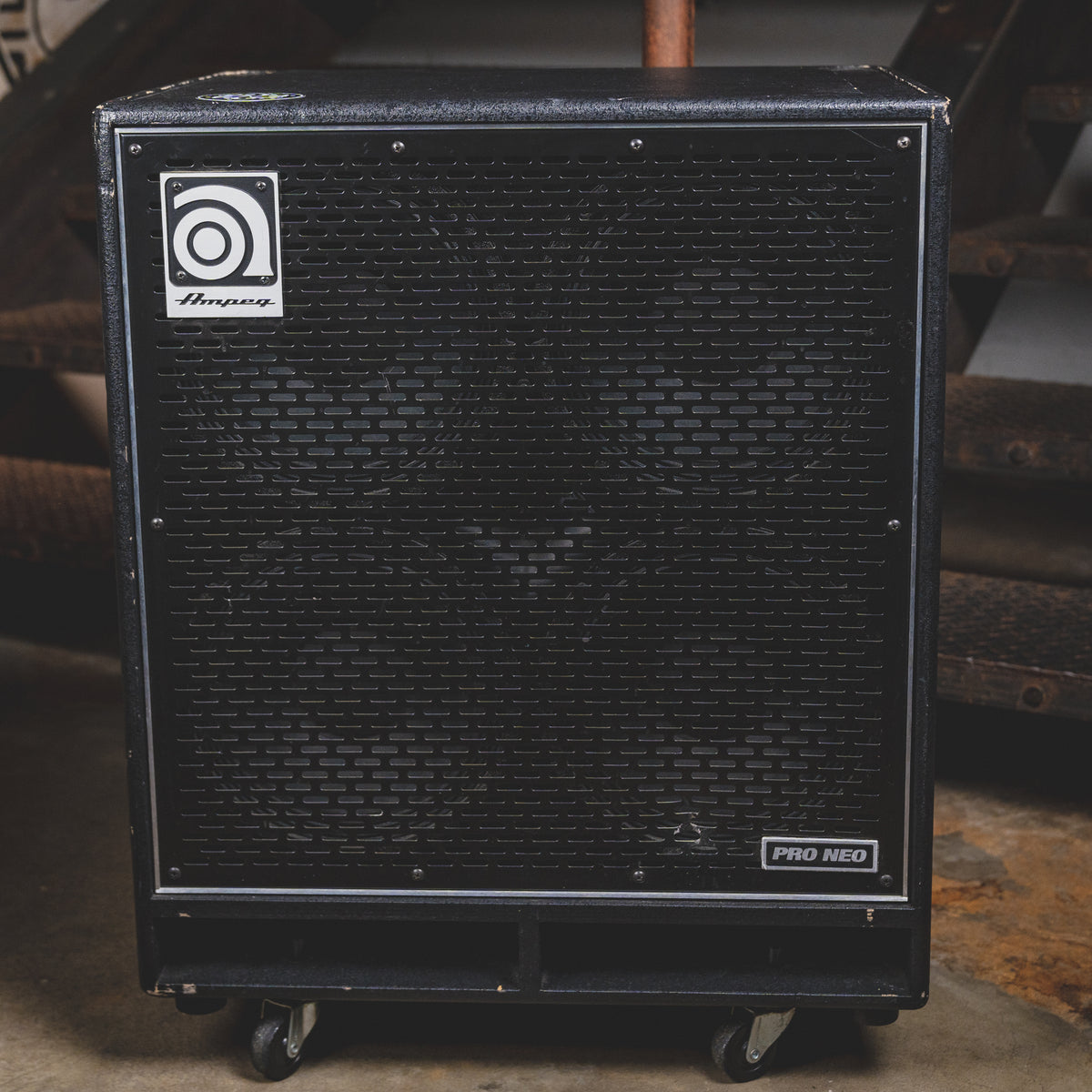 2013 Ampeg PN410HLF 4x10 Bass Guitar Cabinet - Used