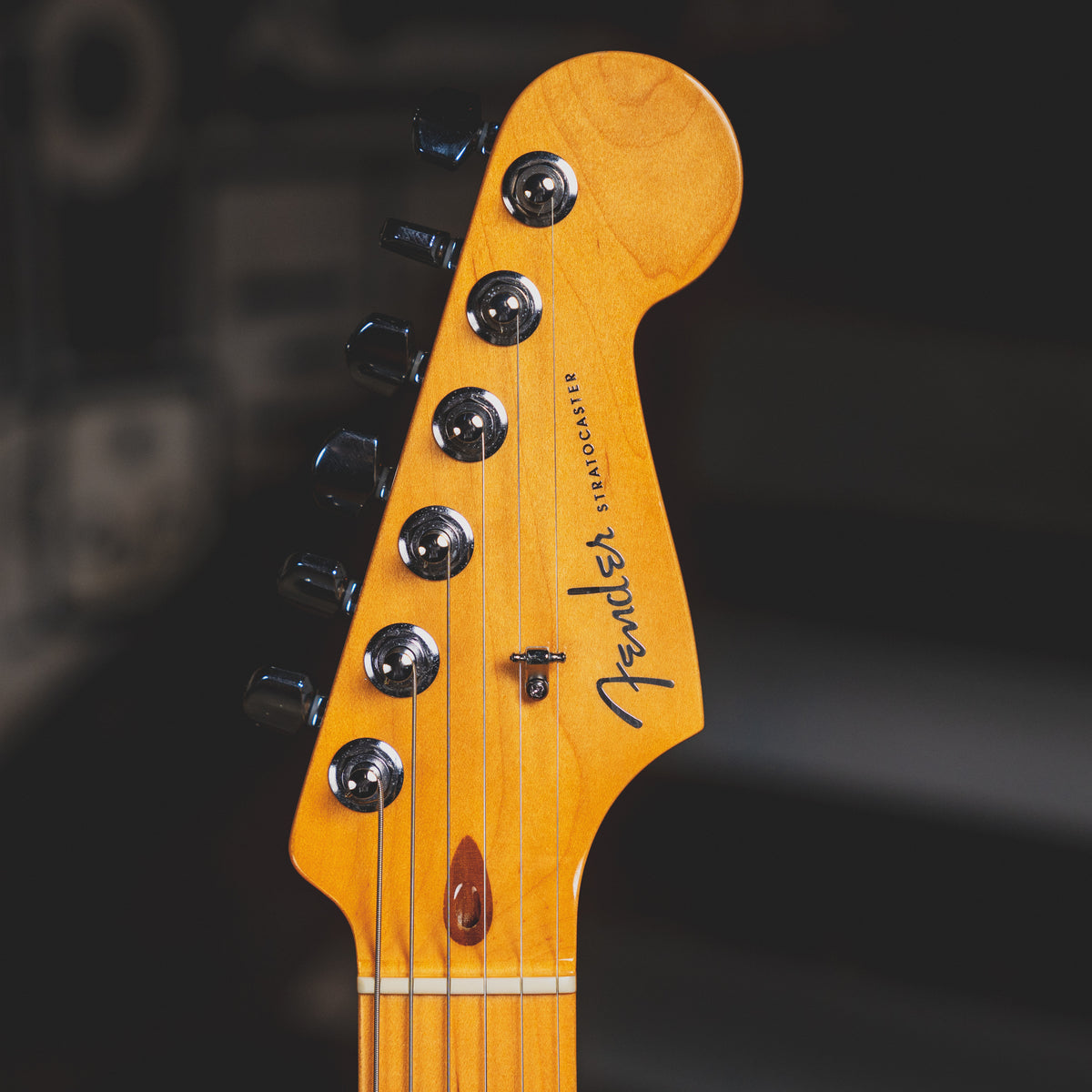 2006 Fender American Deluxe Stratocaster Electric Guitar, Honey Blonde w/ OHSC - Used