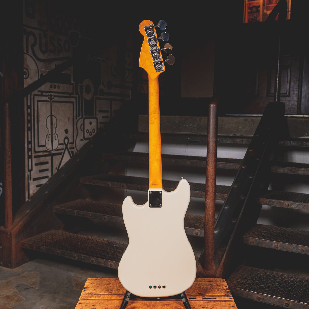 2006 Fender CIJ Mustang Bass Olympic White w/Bag Used