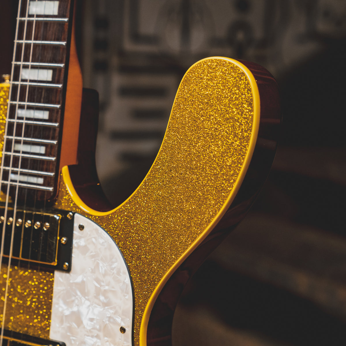 Musicvox Space Ranger Electric Guitar, Gold Sparkle w/Gig Bag - Used