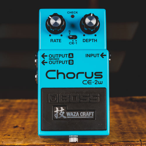 Boss CE-2W Chorus Effect Pedal - Used