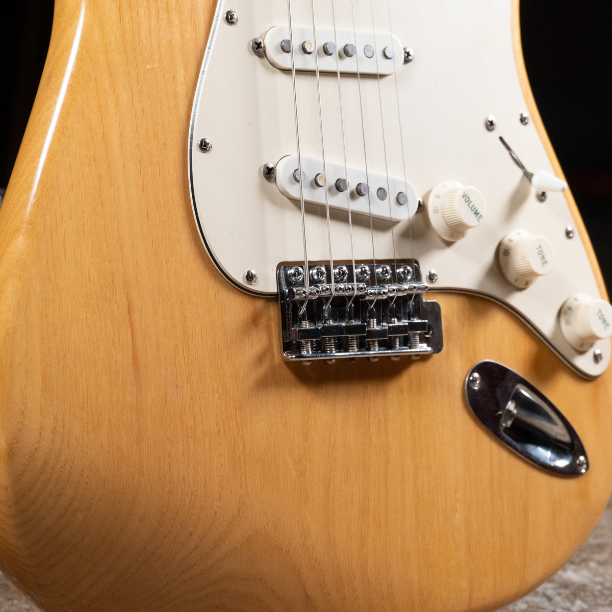 1973 Fender Stratocaster Electric Guitar, Natural Refin w/OHSC - Used