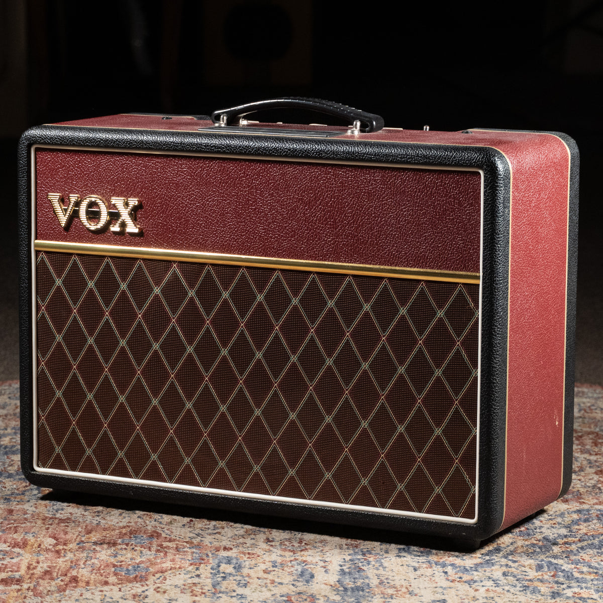 Vox AC10C1-TTBM 1 x 10” Combo Guitar Amplifier, Two-tone Black/Maroon - Used