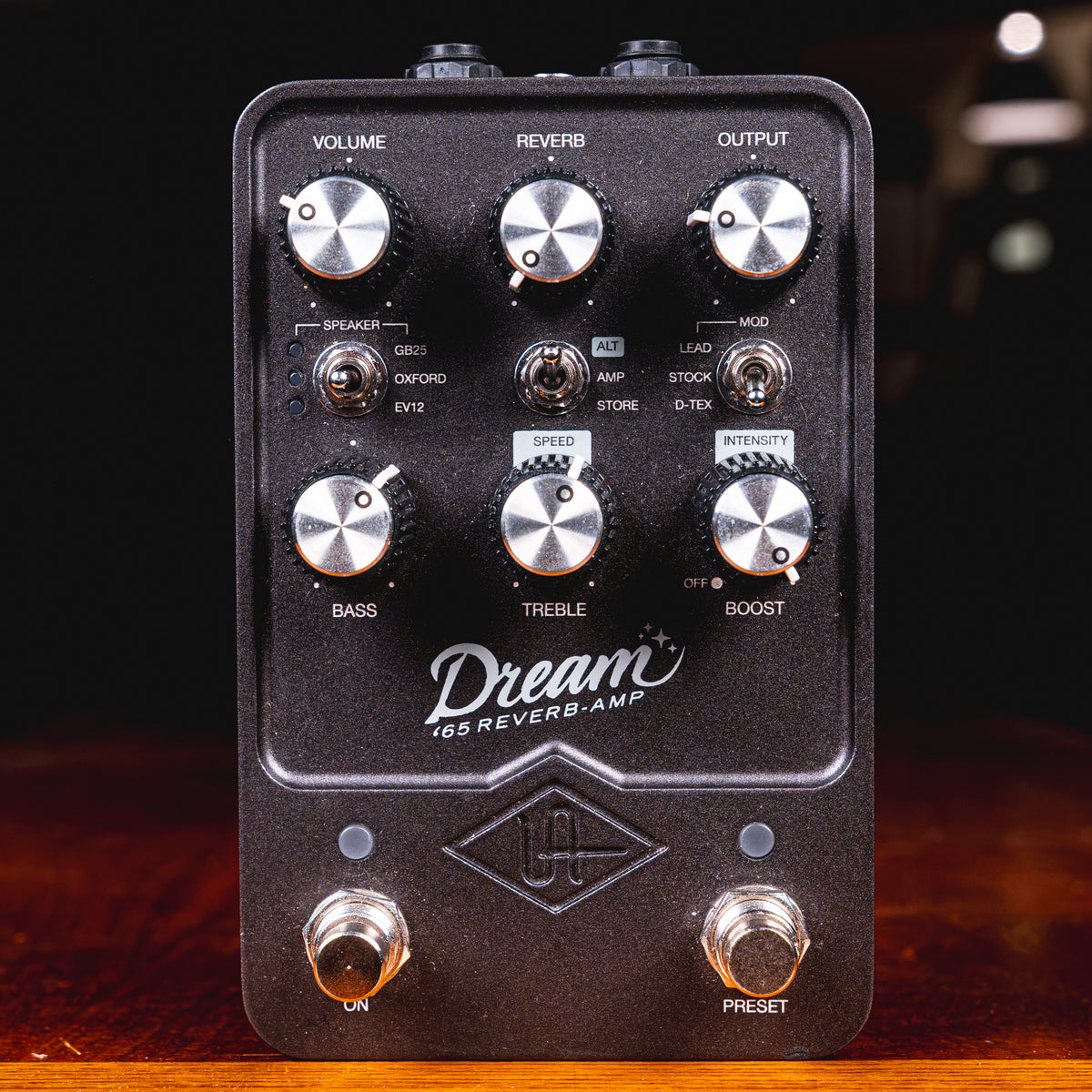 Universal Audio Dream '65 Reverb Amplifier Effect Pedal w/ Box - Used