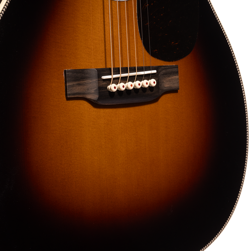 Martin 000-28 Acoustic Guitar, Sunburst w/Hardshell Case