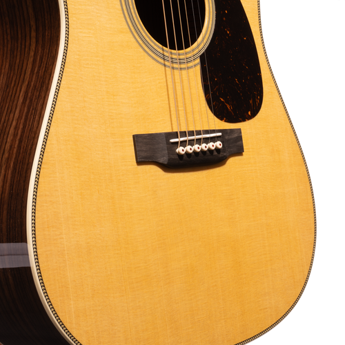 Martin HD-28 Dreadnought Acoustic Guitar, Spruce Top Rosewood Back/Sides