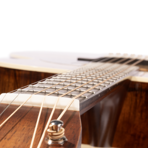 Martin Custom Shop 000 Auditorium Body, 28 Style, Sitka Spruce VTS/Highly Flamed Koa, Toasted Burst