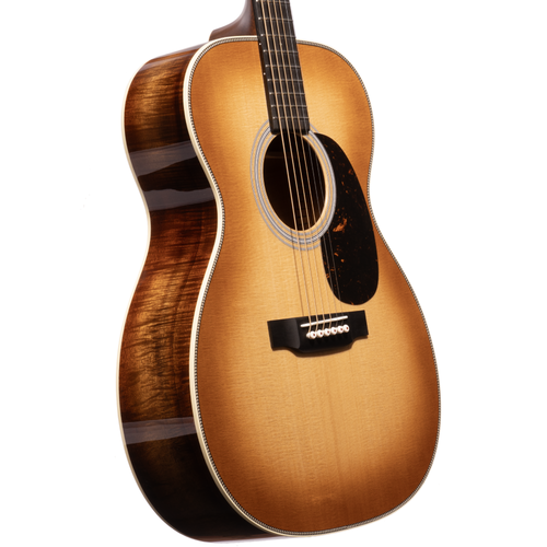 Martin Custom Shop 000 Auditorium Body, 28 Style, Sitka Spruce VTS/Highly Flamed Koa, Toasted Burst