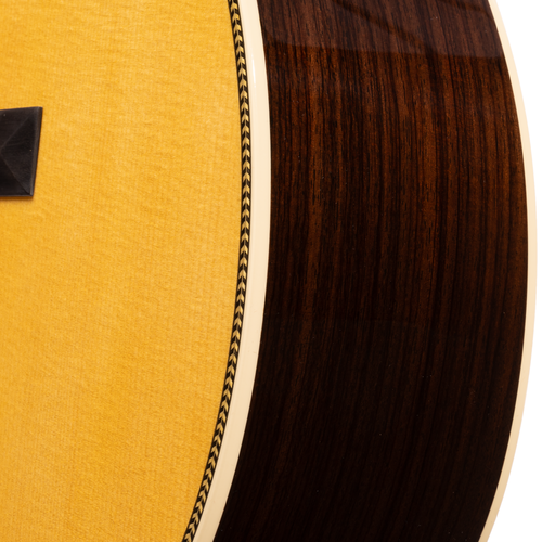Martin Custom Shop 00 12-Fret 28-Style Acoustic Guitar, Spruce & Wild Grain East Indian Rosewood