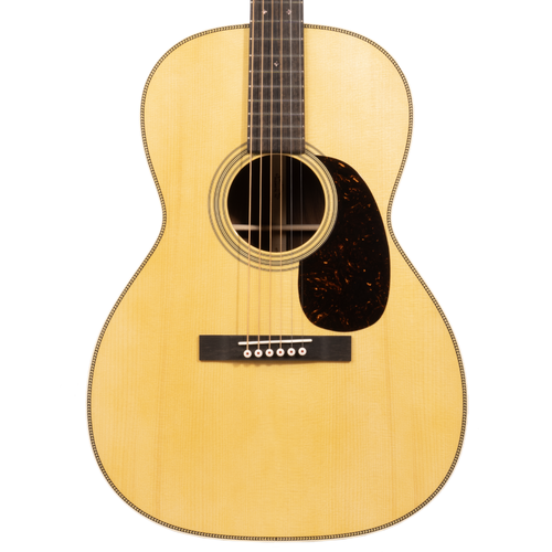 Martin Custom Shop 000 12-Fret 28-Style Acoustic Guitar, Adirondack Spruce/Wild Grain East Indian Rosewood