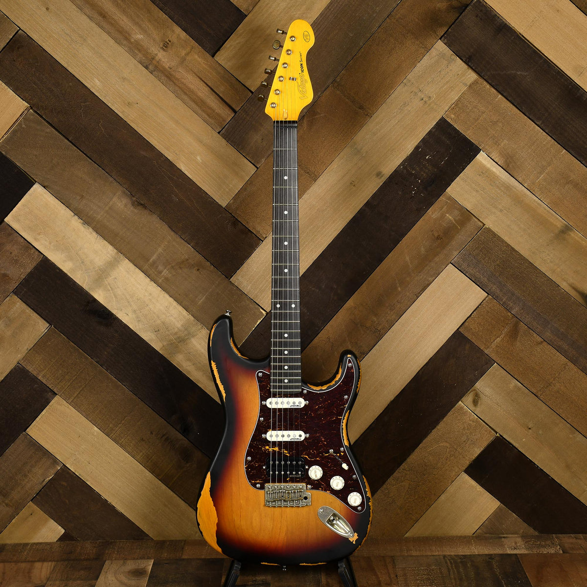Vintage Icon Series Relic Strat 3-Tone Sunburst - Used