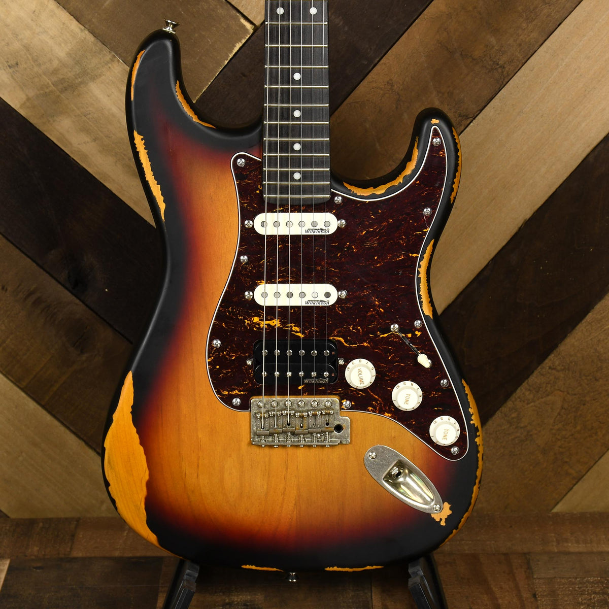 Vintage Icon Series Relic Strat 3-Tone Sunburst - Used
