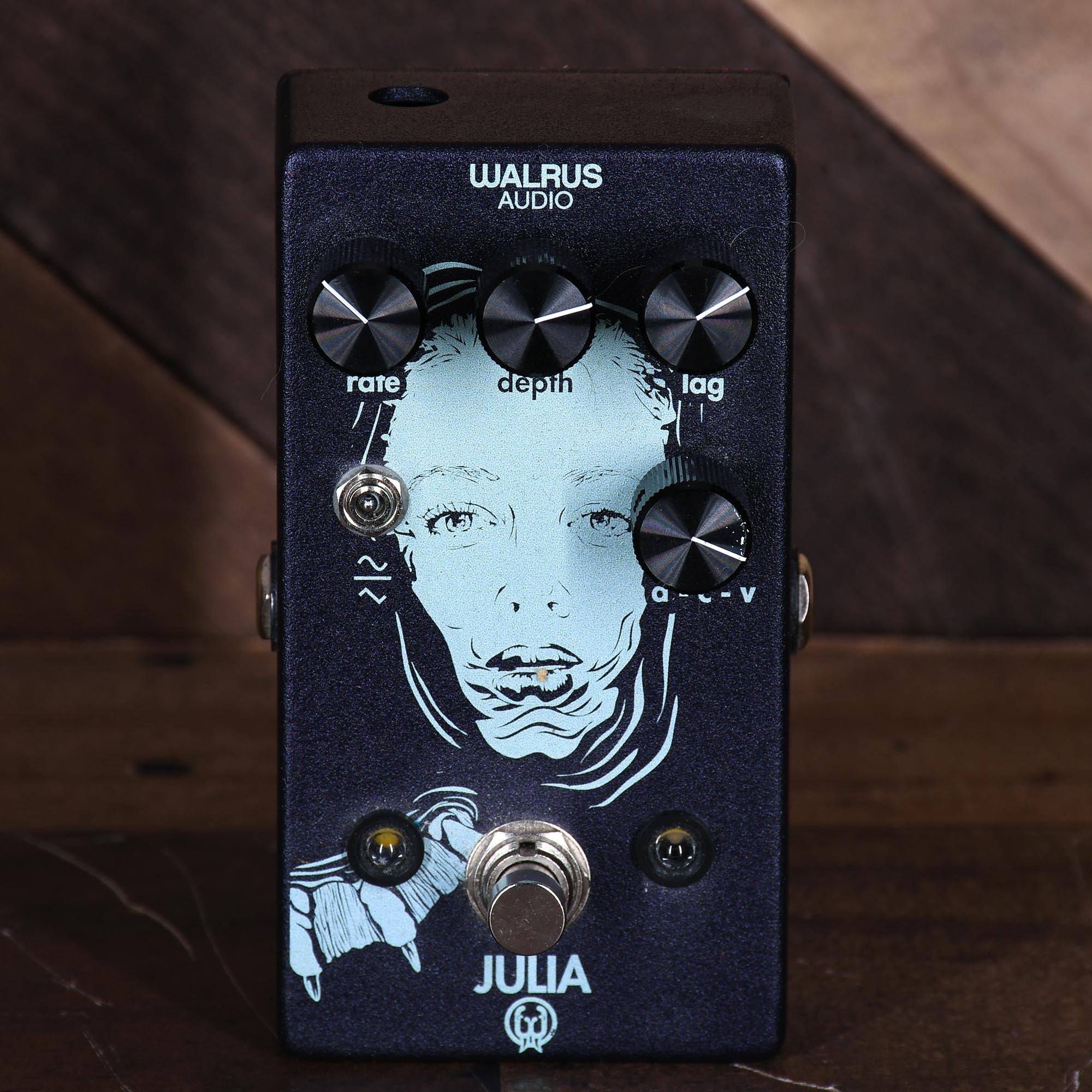 Walrus Audio Julia V1 ギター ベース コーラス ビブラート Walrus Audio JULIA - コーラス～ビブラートを無段階で調節