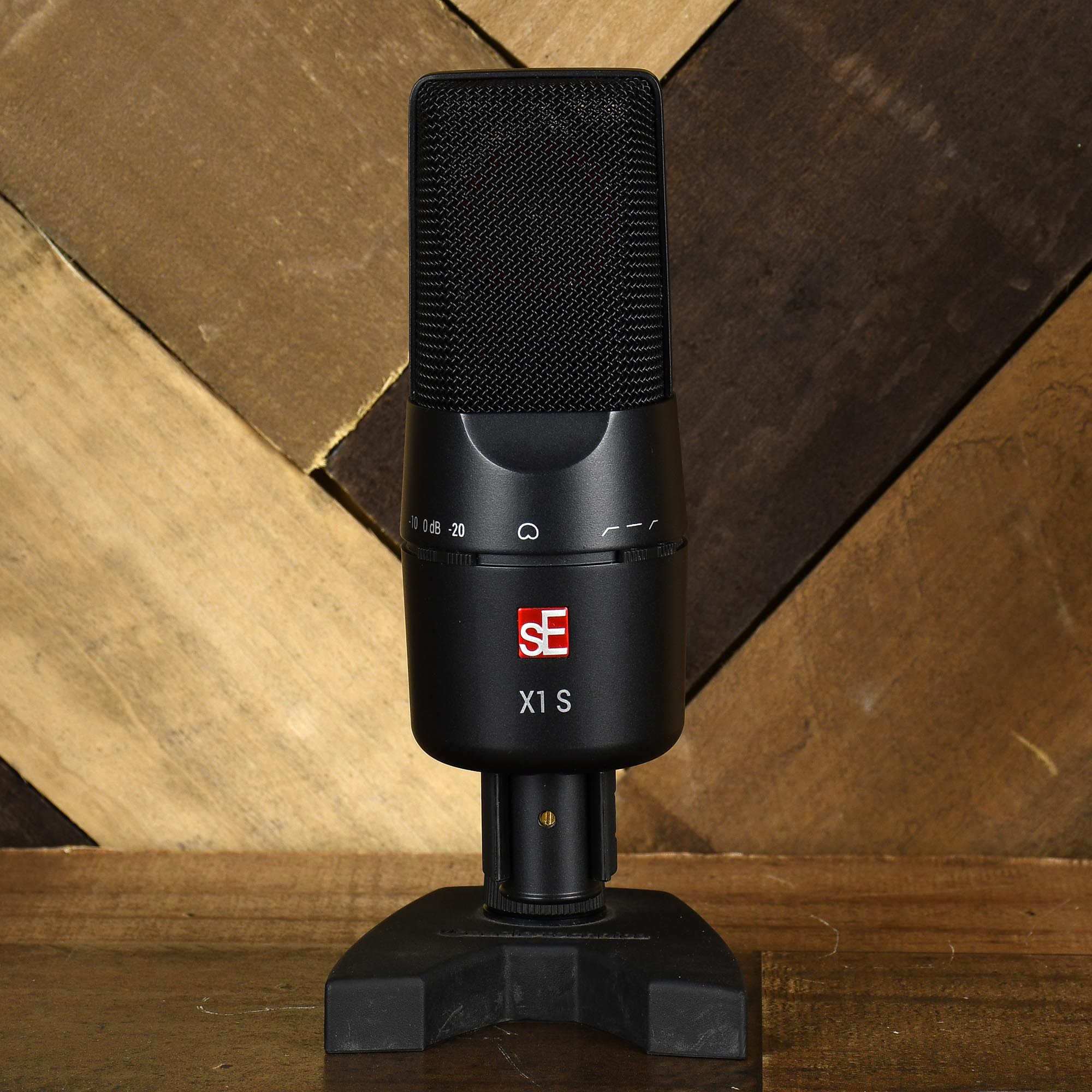 SE Electronics X1S Large Diaphragm Condenser Microphone Used