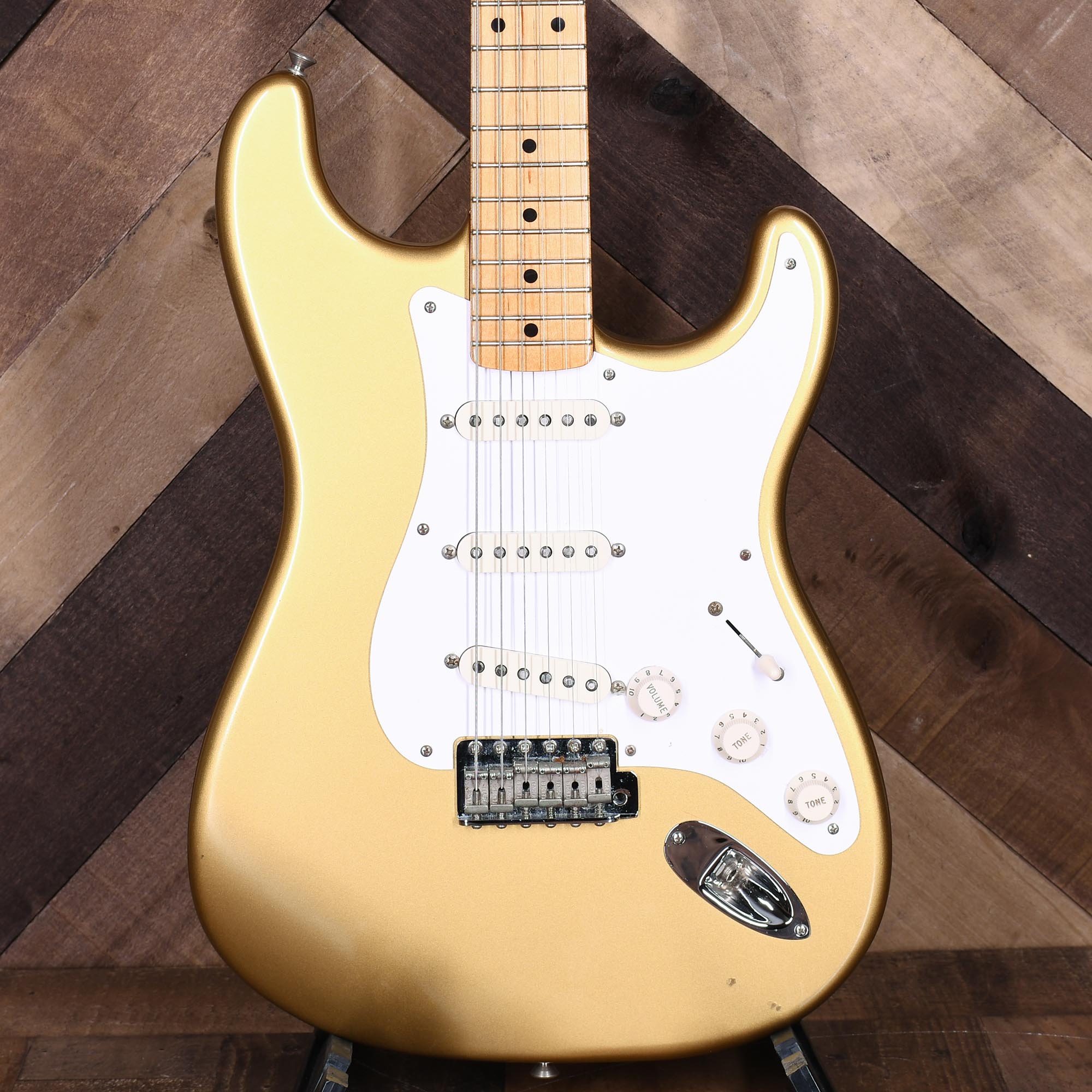 Fender 2001 American Vintage Reissue '57 Stratocaster, Aztec