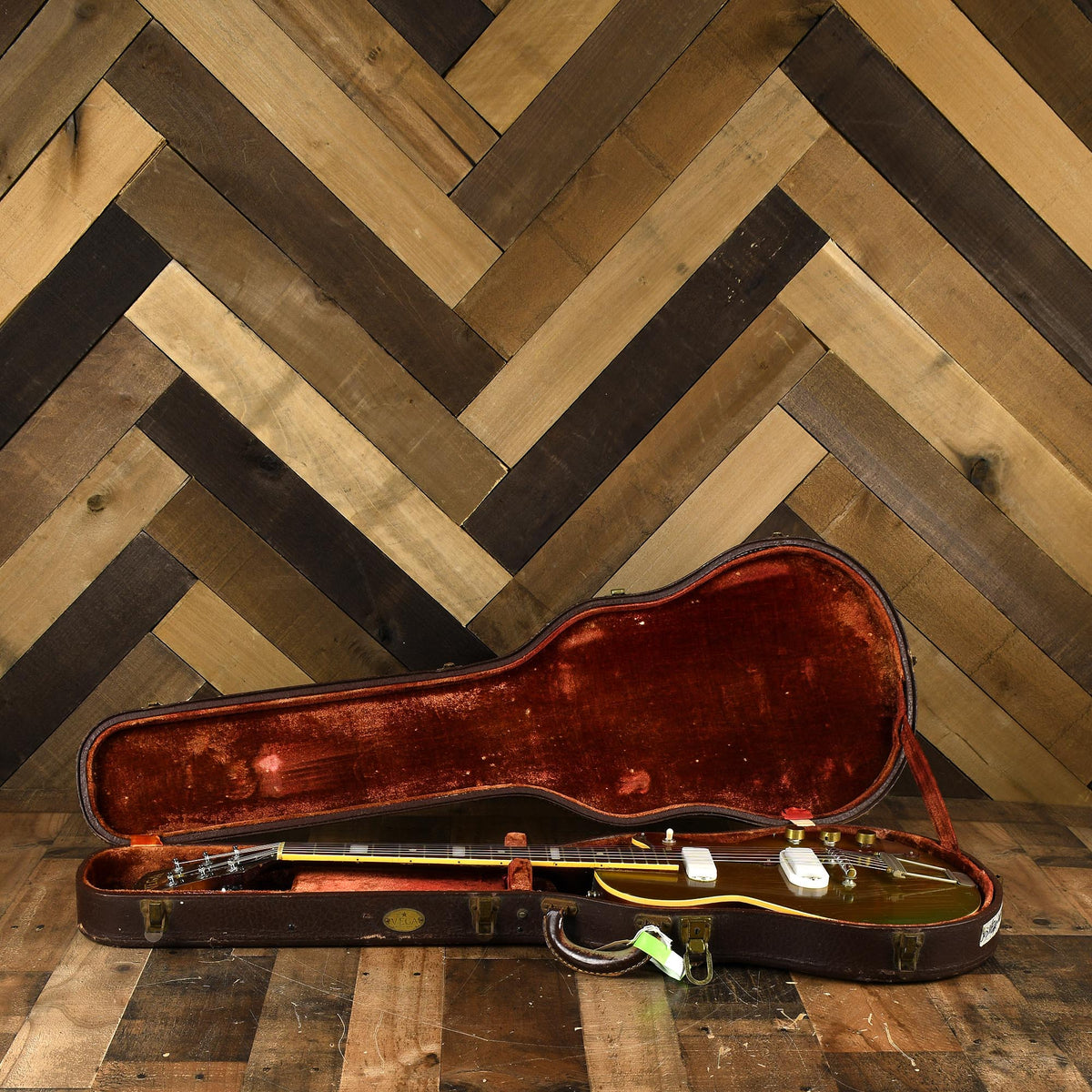 Vega Westerner Vintage 1950'S With OHSC - Used