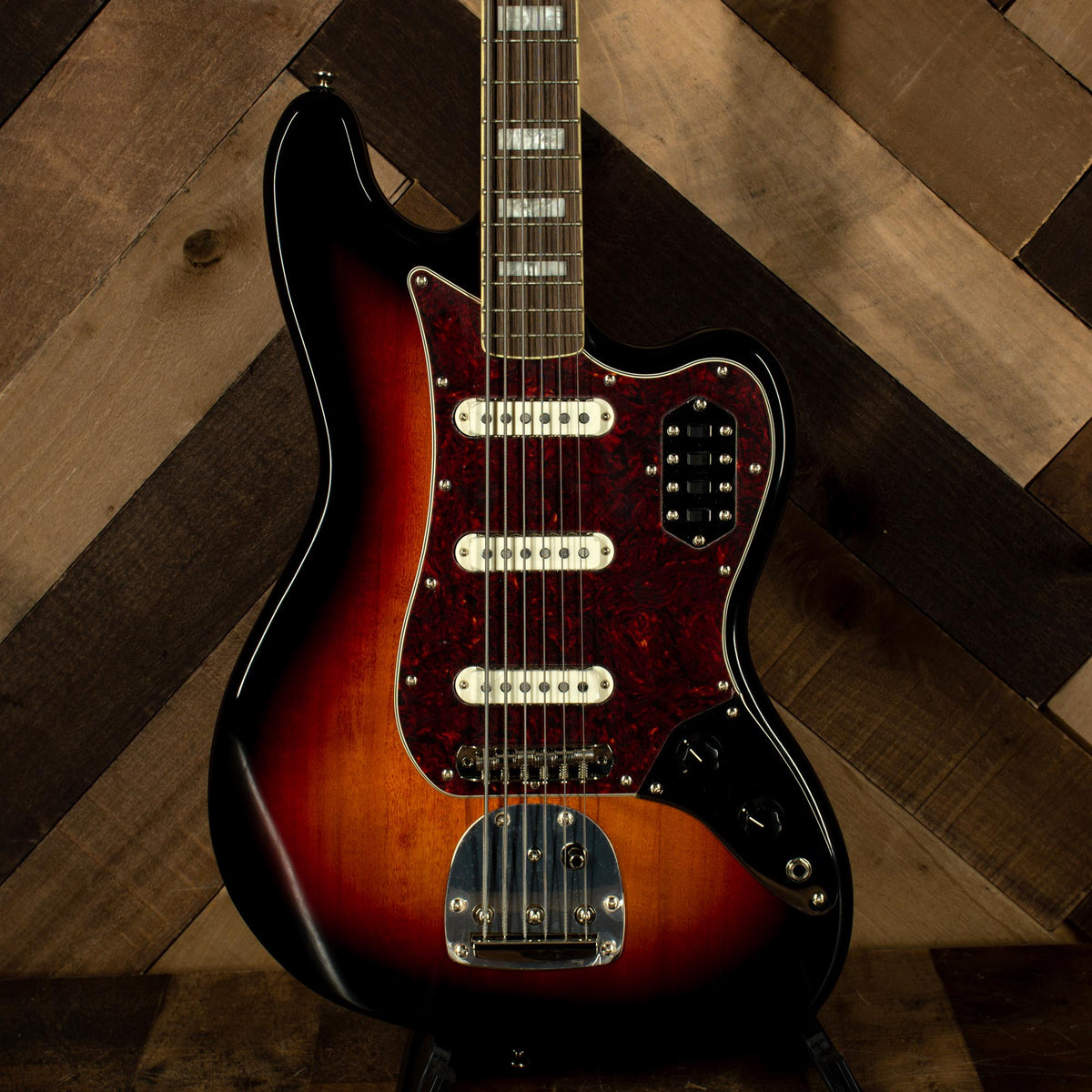 Squier 2020 Classic Vibe Bass VI 3 Color Sunburst - Used