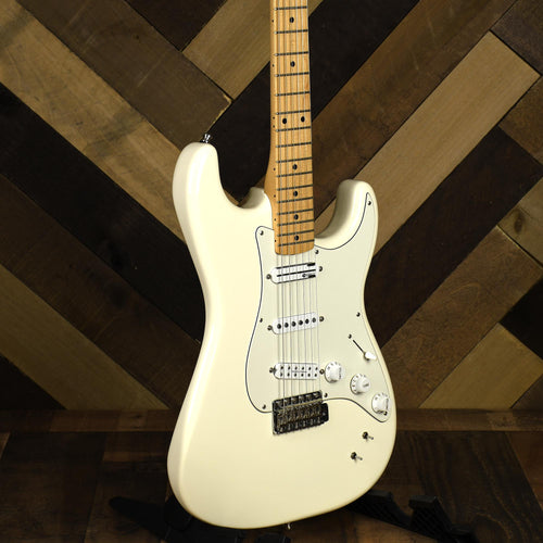 Fender 2017 Ed O'Brien Stratocaster With Gig Bag - Used