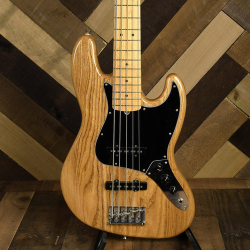 Fender American Pro Jazz Bass V, Maple Fingerboard, Natural - Used