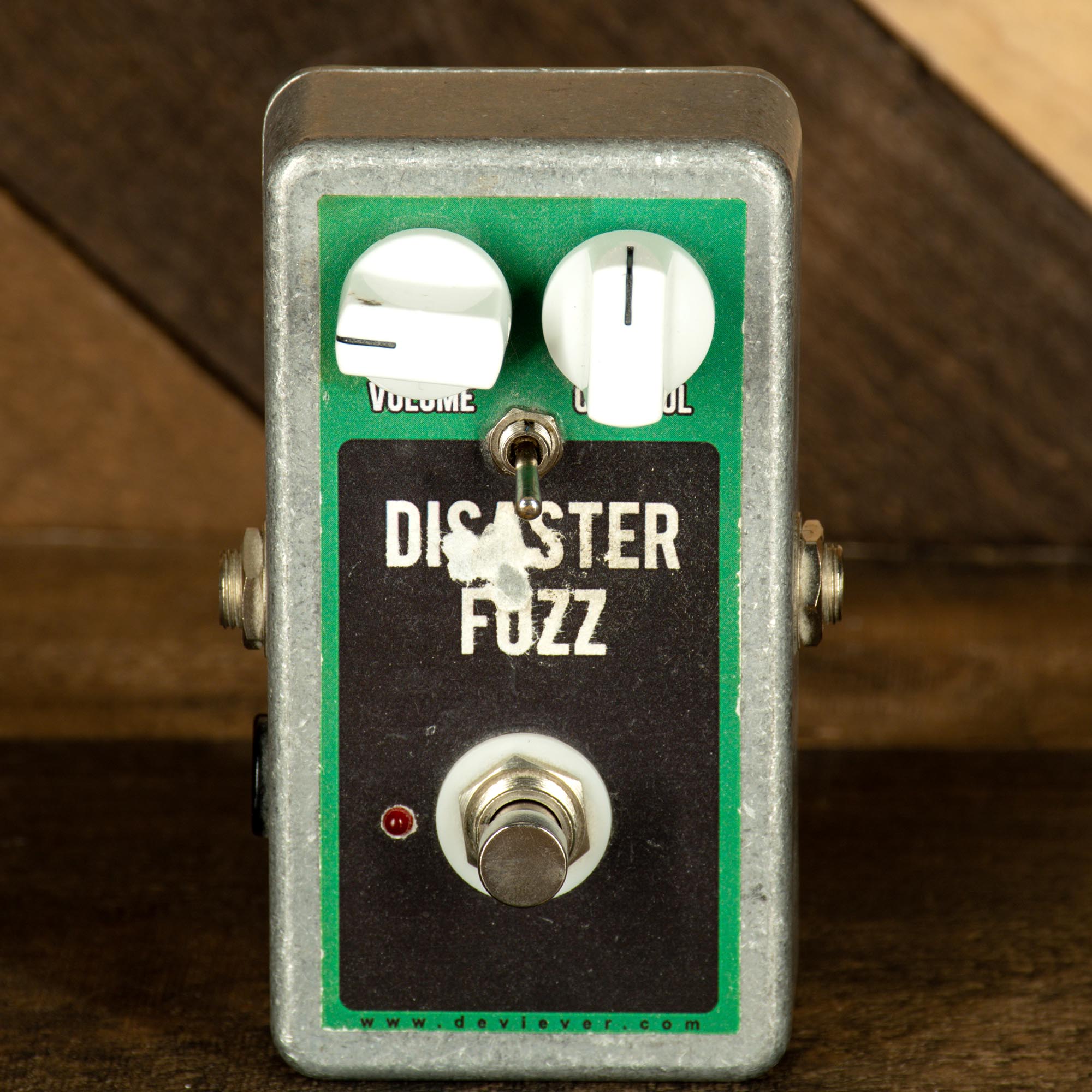 ギター Devi ever DISASTER FUZZ Disaster Fuzz by DEVI EVER. Very Alien, glitchy Fuzz pedal