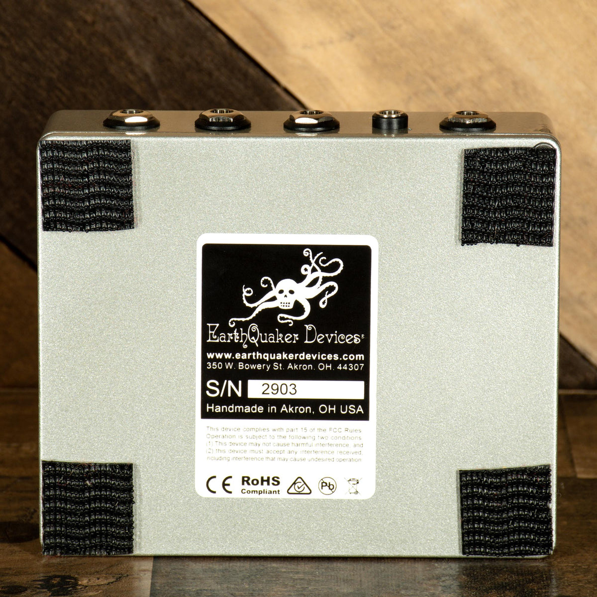 Earthquaker Disaster Transport SR Advanced Modulated Delay And Reverb Machine - Used