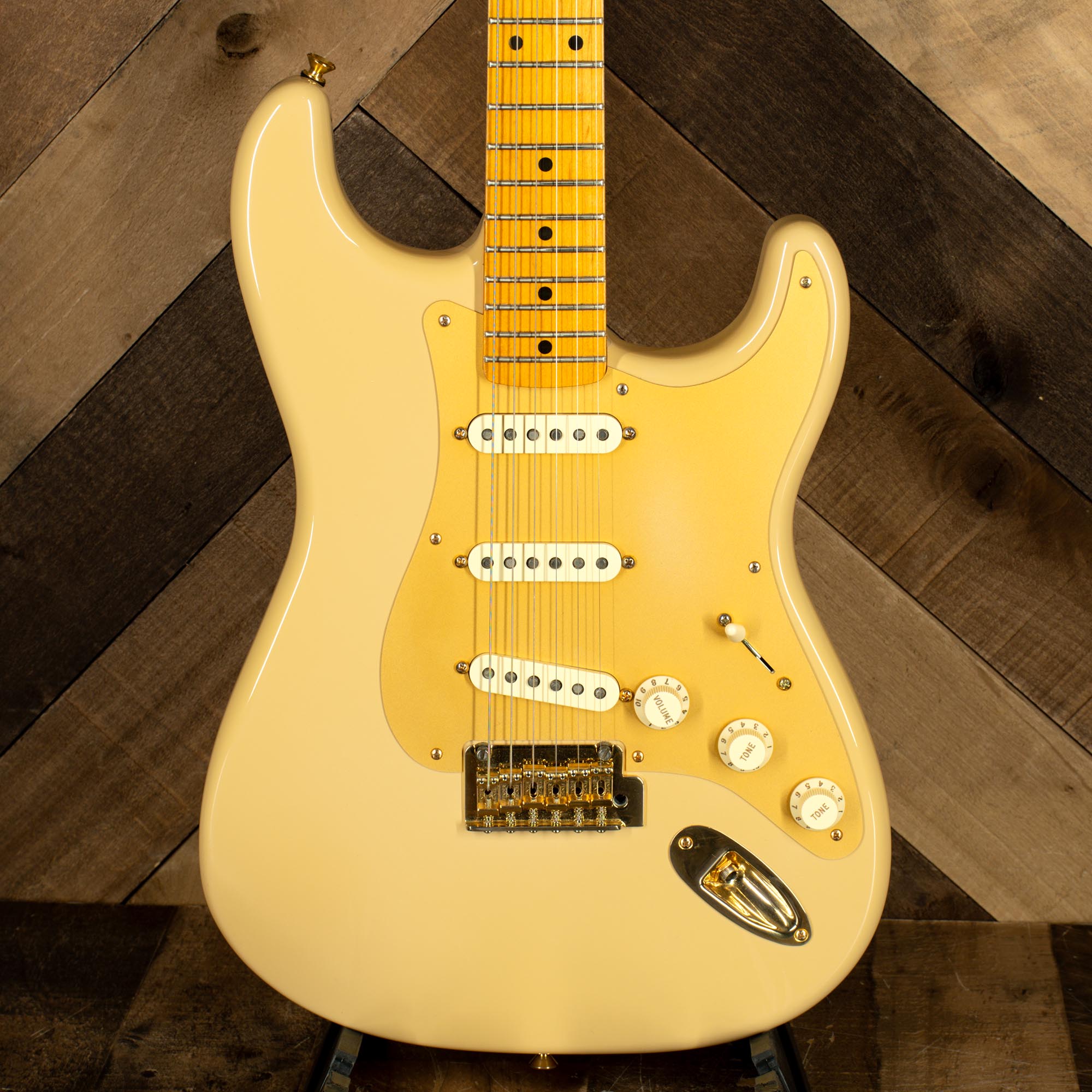 Fender 2014 60th Anniversary Classic Player Stratocaster, Desert Sand