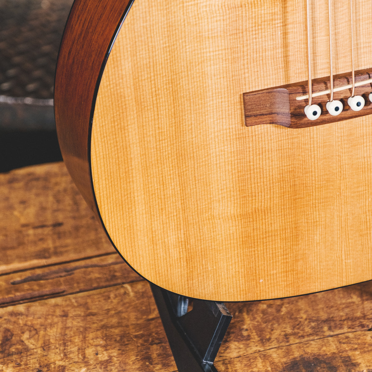 Martin 2001 B-1 Natural With OHSC - Used