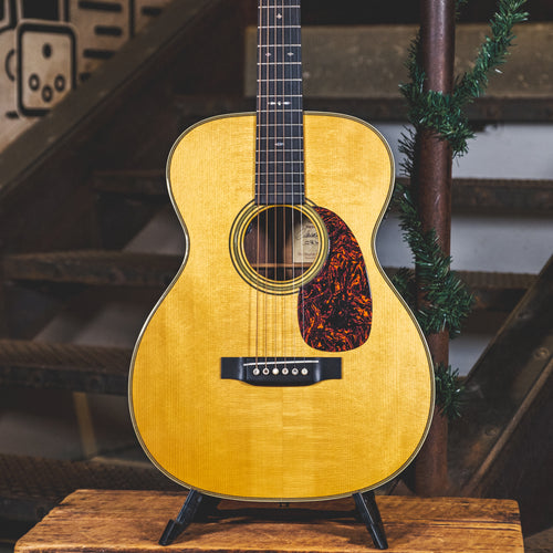 Martin 2003 000-28 Norman Blake With OHSC - Used