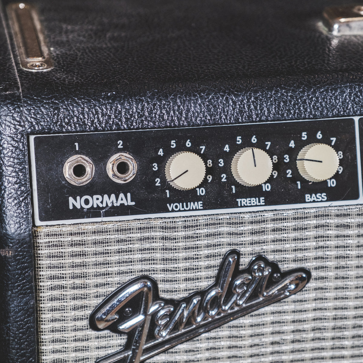 Fender 2010 Custom Vibrolux Reverb - Used