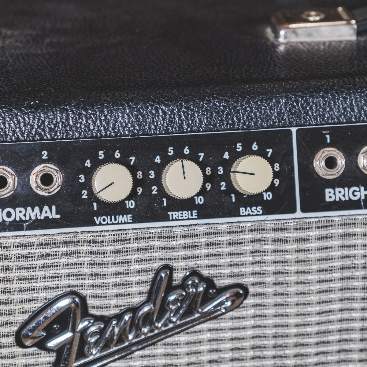 Fender 2010 Custom Vibrolux Reverb - Used