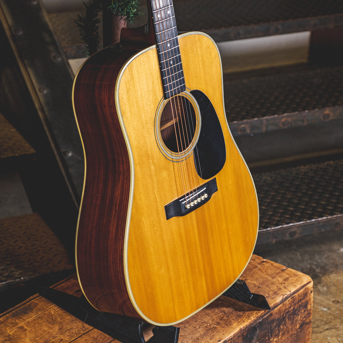 Martin 1971 D-28 Natural With OHSC - Used