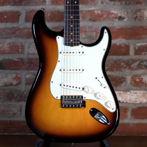 Fender 2019 Wildwood Thin Skin '59 Stratocaster, 3 Tone Sunburst - Used