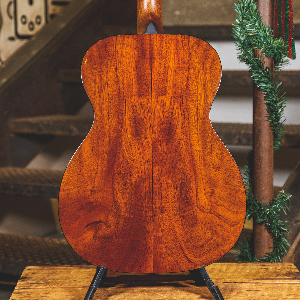 Martin 2021 Custom Shop OM Sinker Mahogany VTS Adironack Spruce Top With OHSC - Used