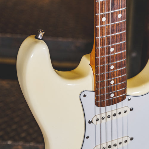 Fender 2012 American Vintage '62 Stratocaster, Olympic White With HSC - Used