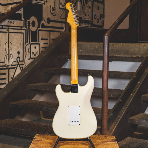 Fender 2012 American Vintage '62 Stratocaster, Olympic White With HSC - Used