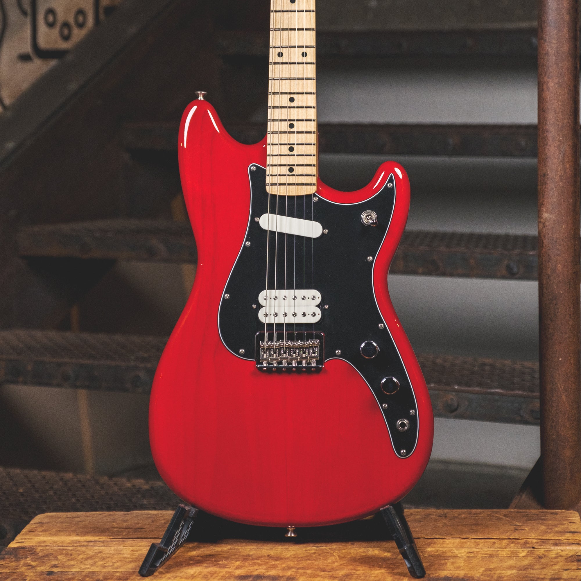Fender 2019 Duo Sonic HS Crimson Red With Gig Bag - Used – Russo Music