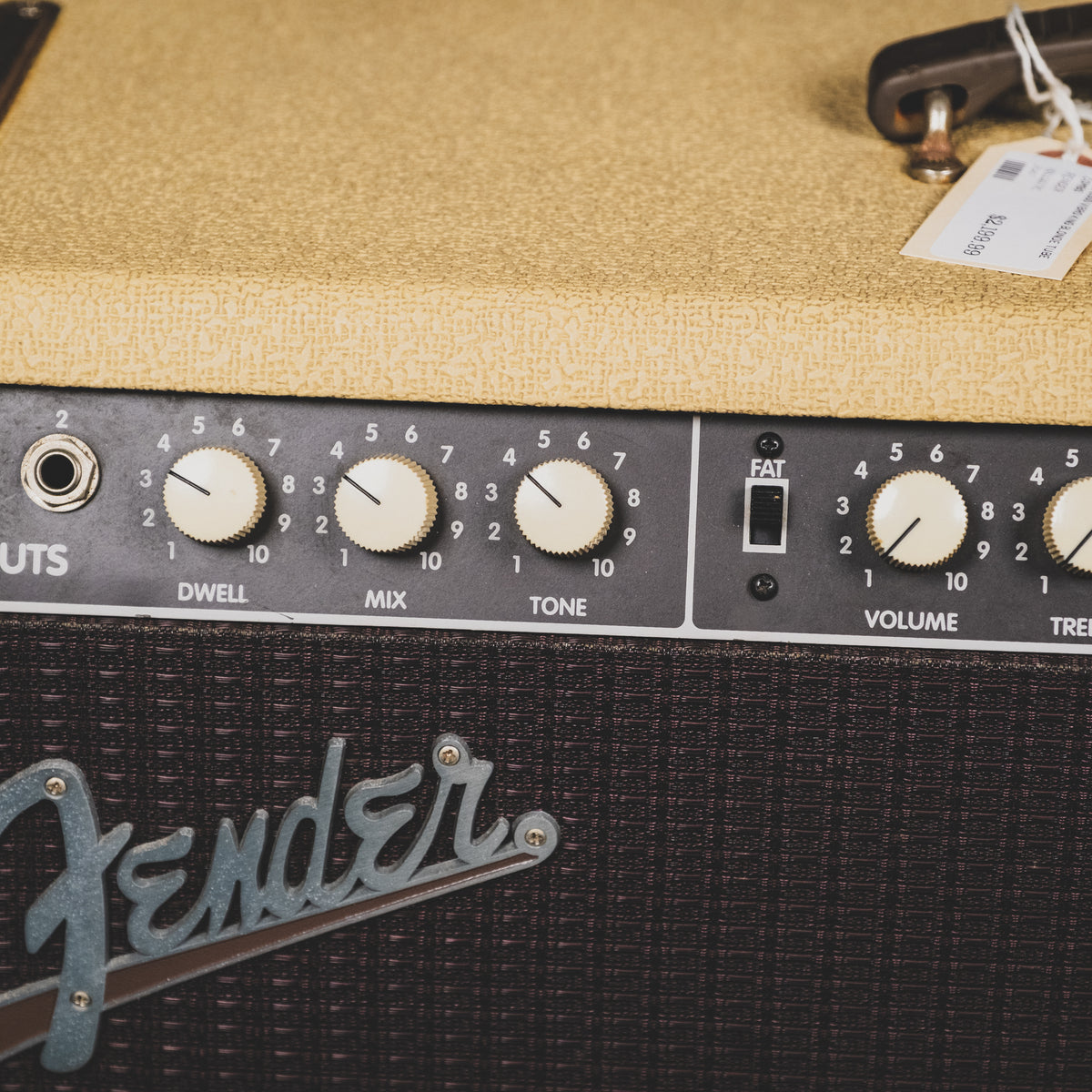 Fender 2000 Vibro King Blonde Tube Combo Guitar Amplifier - Used