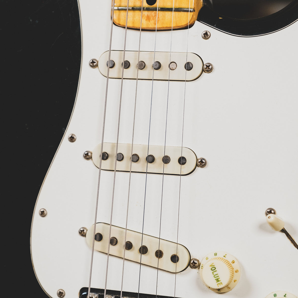 Fender 1974 Stratocaster Electric Guitar, Black With OHSC - Used