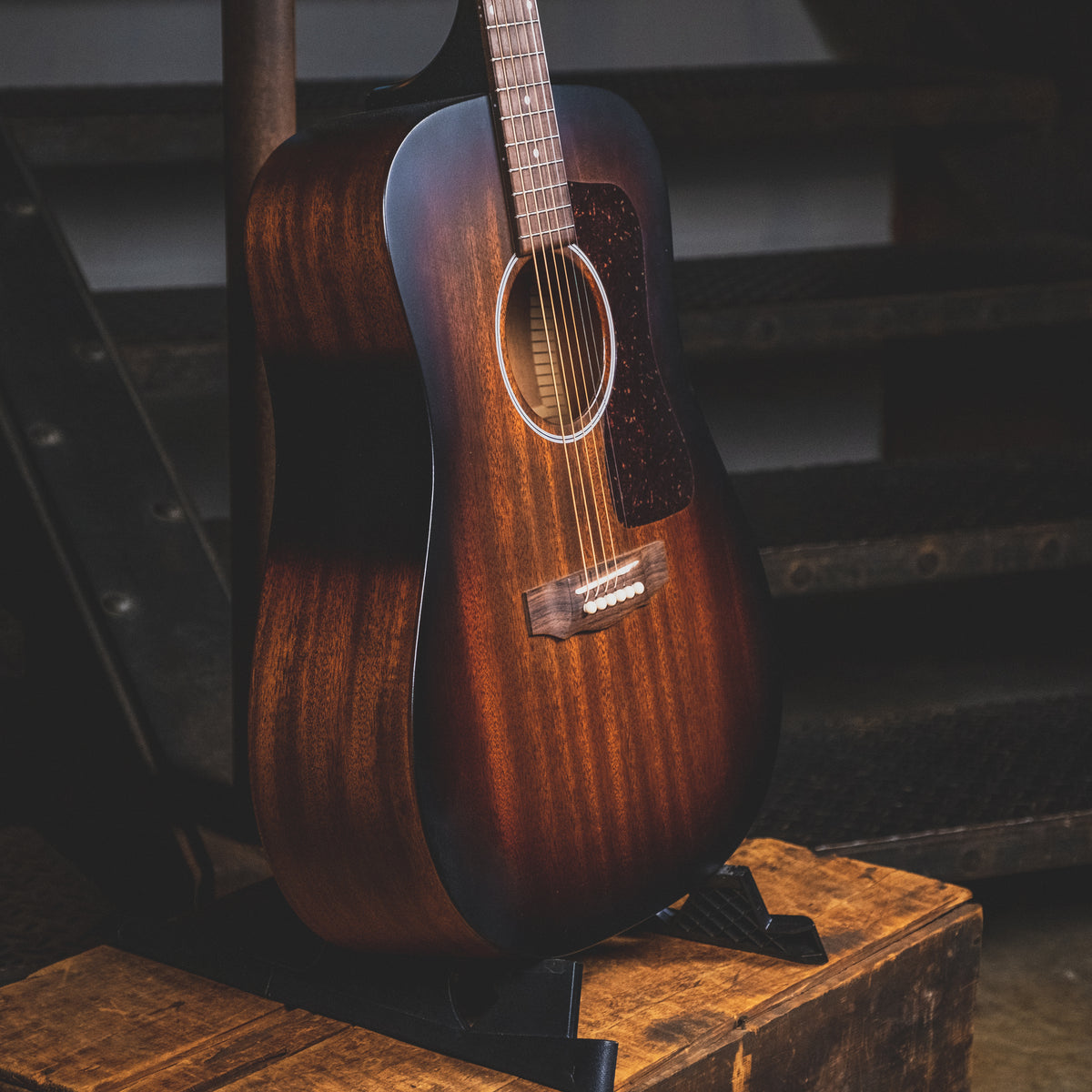 Guild 2021 D20 Acoustic Guitar, Natural With OHSC - Used