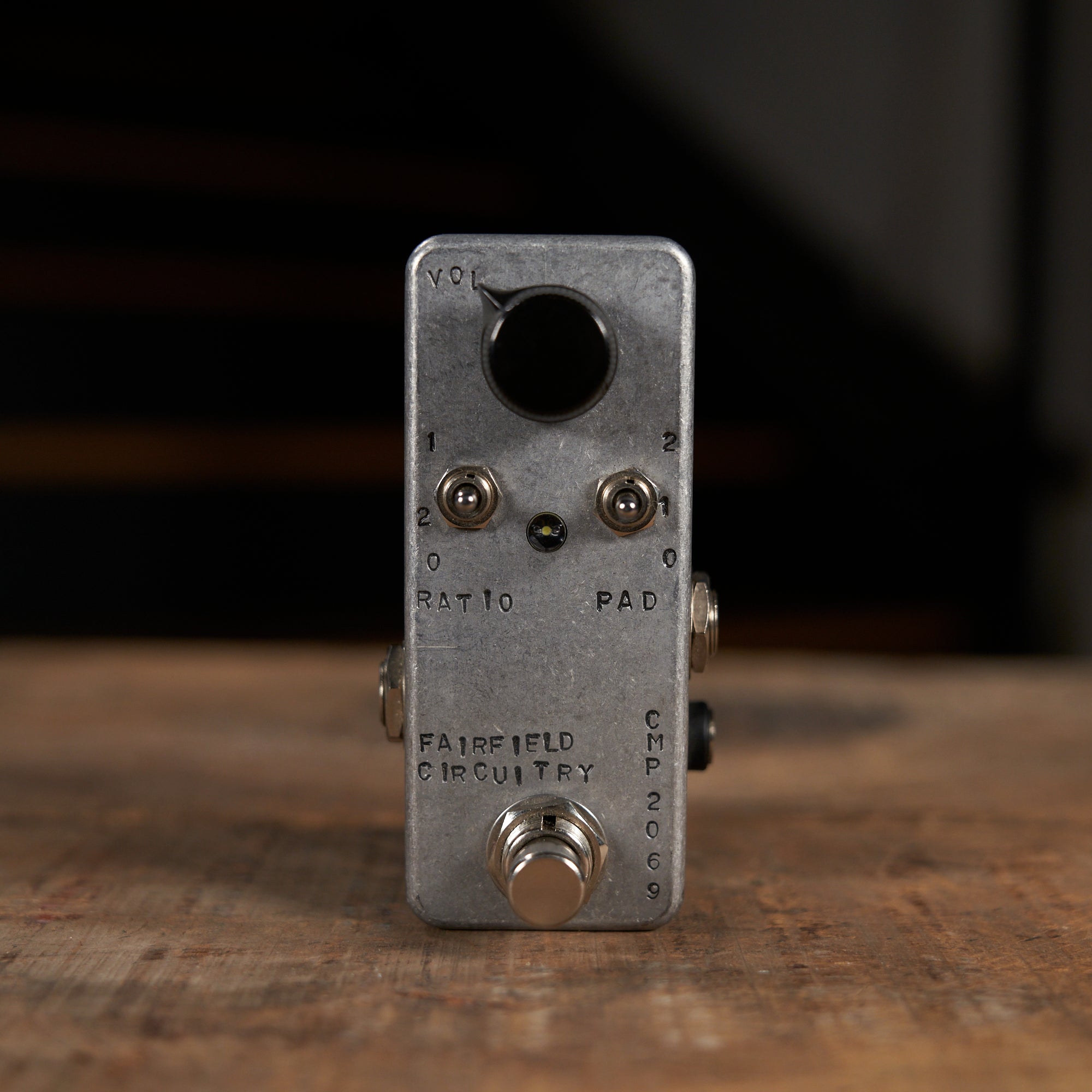 fairfield accountant pedal Fairfield The Accountant Compressor Effect Pedal With Box