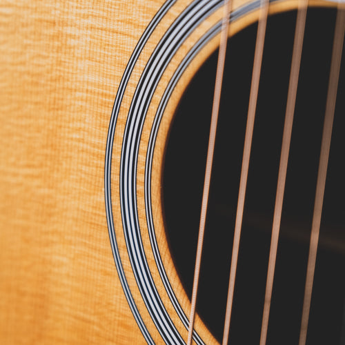 Martin 2009 J-35E Acoustic Guitar, Natural With OHSC - Used