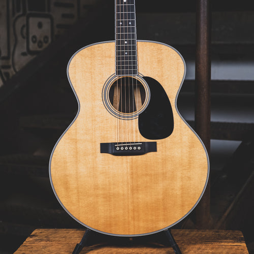 Martin 2009 J-35E Acoustic Guitar, Natural With OHSC - Used