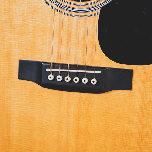 Martin 2009 J-35E Acoustic Guitar, Natural With OHSC - Used